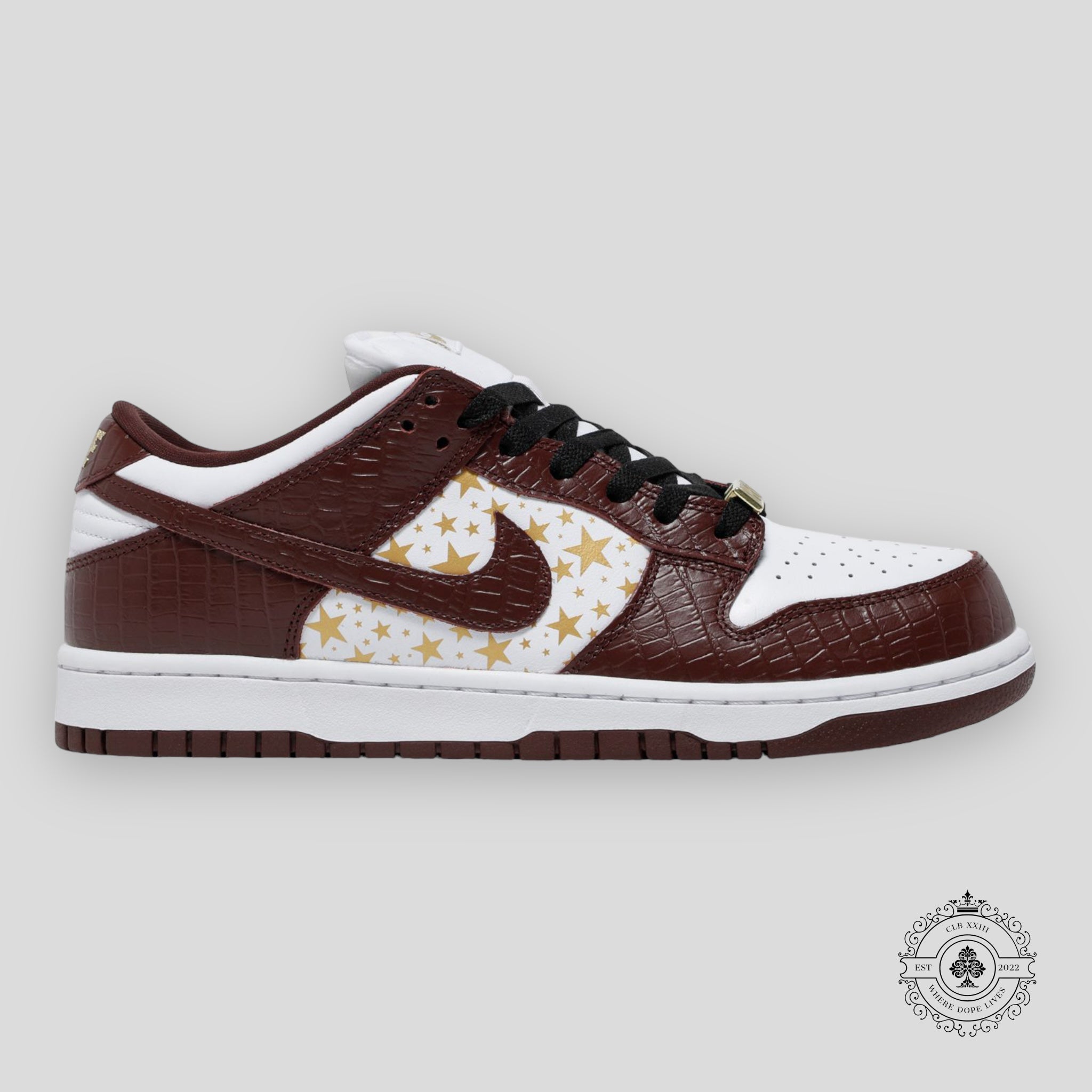 Nike SB Dunk Low Supreme Stars Barkroot Brown