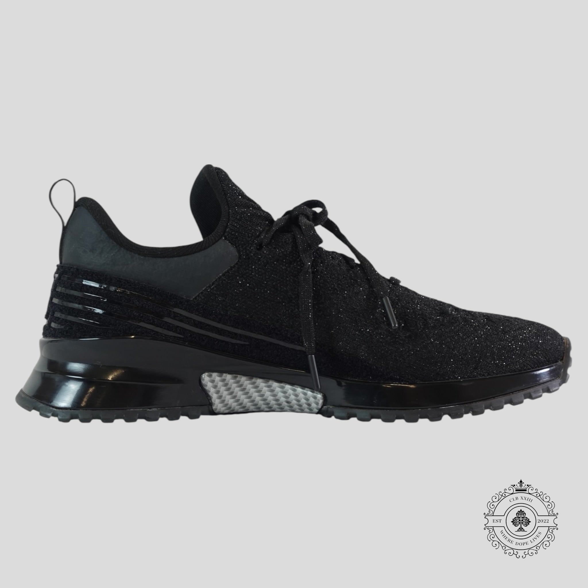 Louis Vuitton V.n.r Sneakers in Black